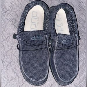 Unisex Hey Dude Wally Sox Micro Total Black Women Size 11; Men Size 9 WORN ONCE